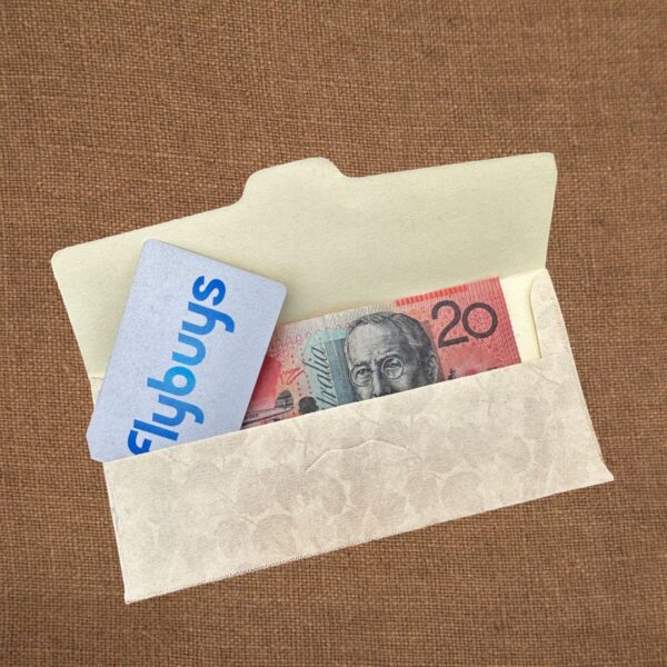Golden Mor Pankh Envelope – Decorative Peacock Gift Envelope for Weddings and Festive Occasions - Image 3